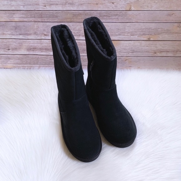 UGG Celvin Black Suede Boots - Picture 5 of 9